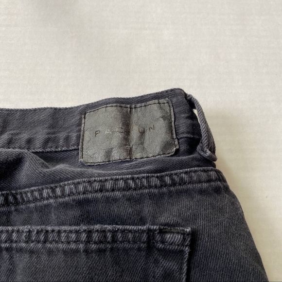 Pacsun Distressed Rose Embroidered Mom Jeans 30" - Picture 6 of 10